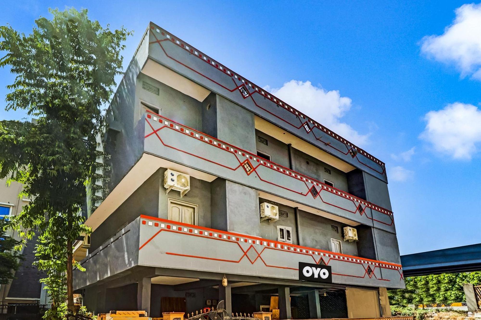 Hotel O Lavish Stay Sururnagar Exterior foto